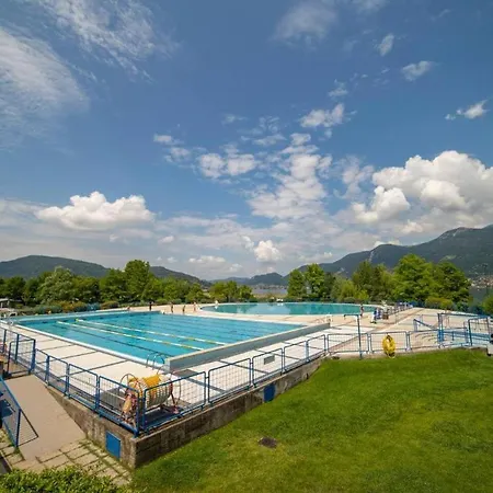 Vakantiehuis Le Del Patio Homes, Cosy, Functional And With Swimming Pool Iseo