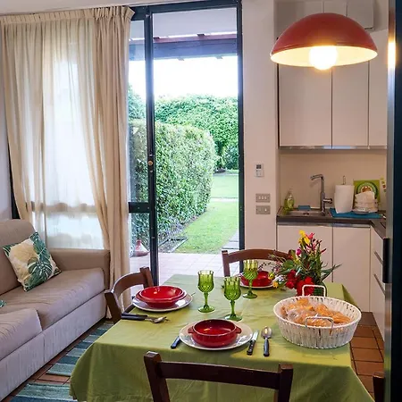 펜션 Le Del Patio Homes, Cosy, Functional And With Swimming Pool *