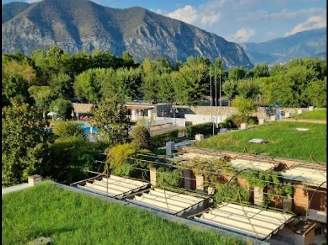 Le Del Patio Homes, Cosy, Functional And With Swimming Pool * Iseo